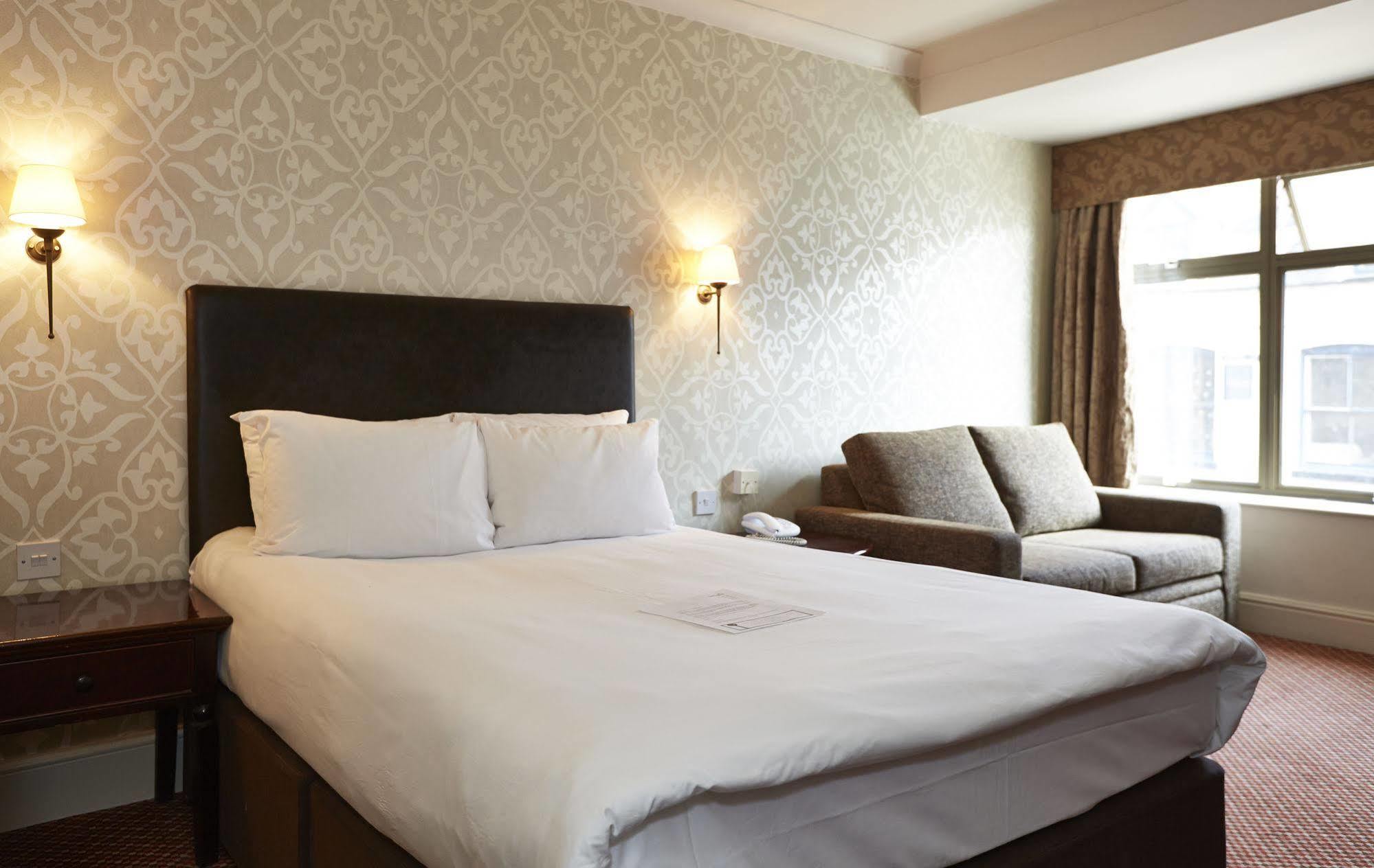 וורצ'סטר Ye Olde Talbot Hotel By Greene King Inns מראה חיצוני תמונה